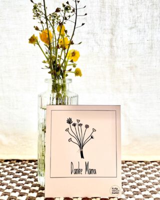 Am 9. Mai ist Muttertag 👩‍🍼❣️
Schaut bei kurz-vor-Karte vorbei, da findet ihr schöne Motive um eure Mama zu überraschen.

#muttertag #muttertagsgeschenk #muttertagskarte♥️ #mama #mothersday #kurzvorkarte #